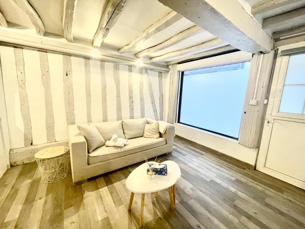 Petit Studio Pres Du Centre - 186 รูออง ภายนอก รูปภาพ